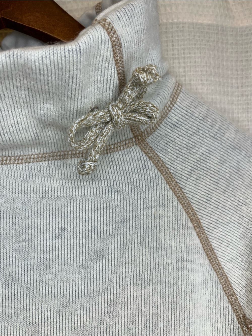 prAna Lucia Wool Blend Cowl Neck Women’s Medium Sweater - Oatmeal / Light Gray - Picture 4 of 7